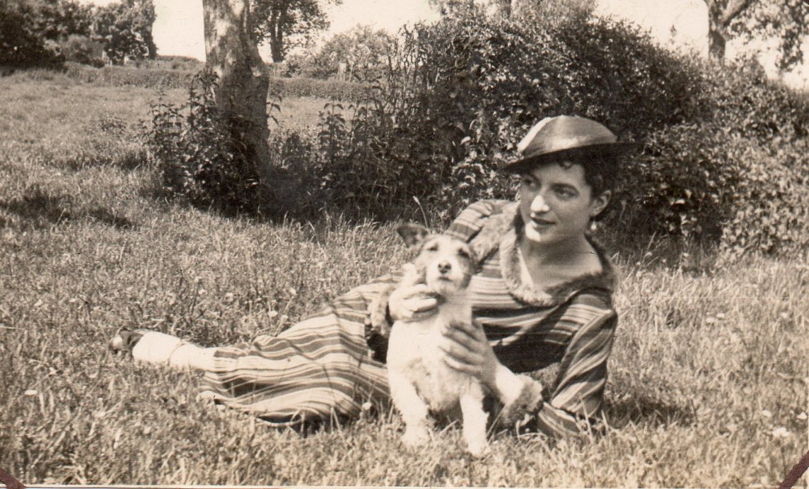 richard - lady with dog